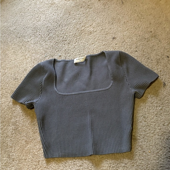 Babaton Charcoal Ribbed Crop Top - Picture 4 of 8